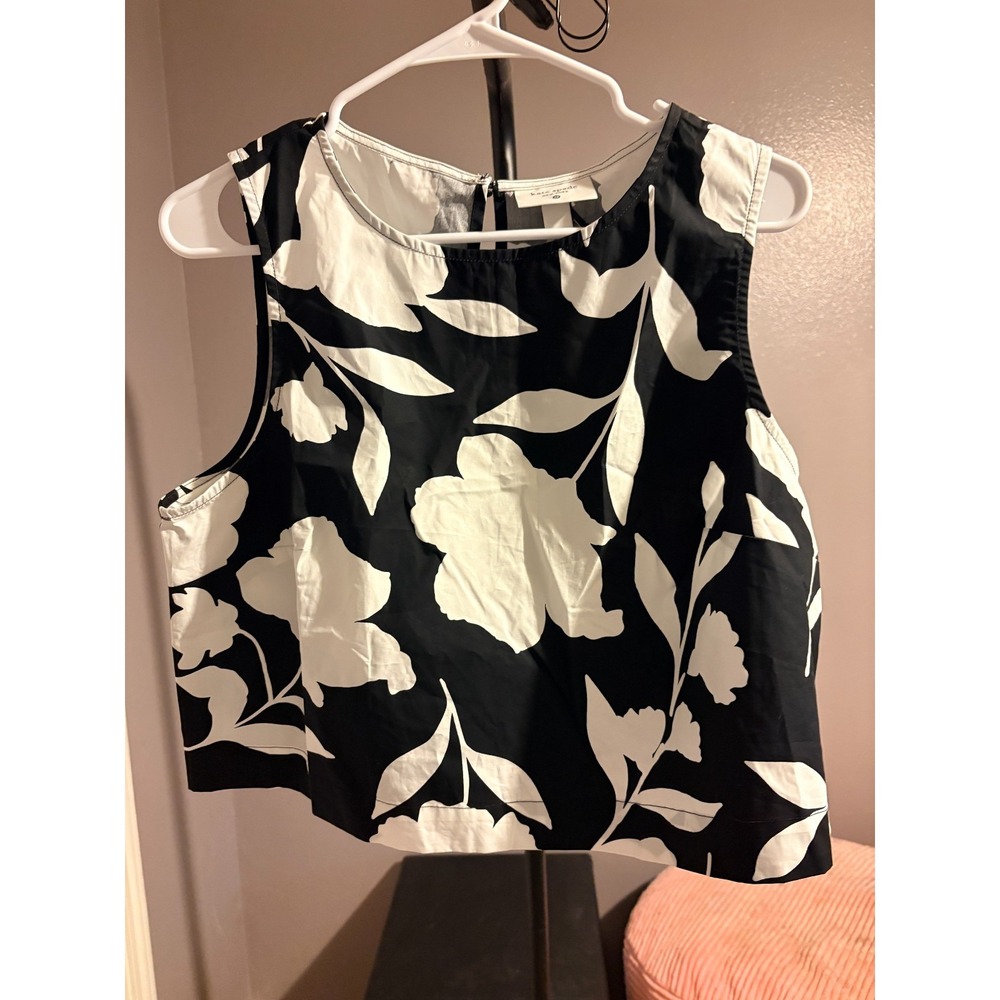 Kate Spade Sleeveless Black‎ And White Floral Crop Top, Sz M, Limited Edition